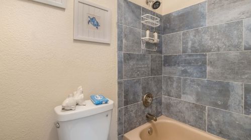 10235 Crosswind Rd, Boca Raton FL 33498-4739 exterior