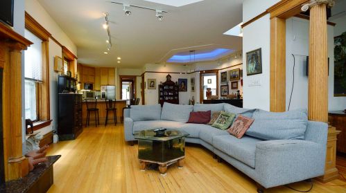 3642 Magnolia Ave, Chicago IL  60613-3820 exterior