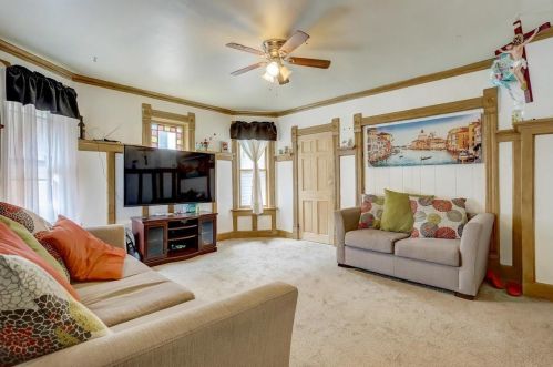 2446 Burrell St, Milwaukee WI 53207-1521 exterior