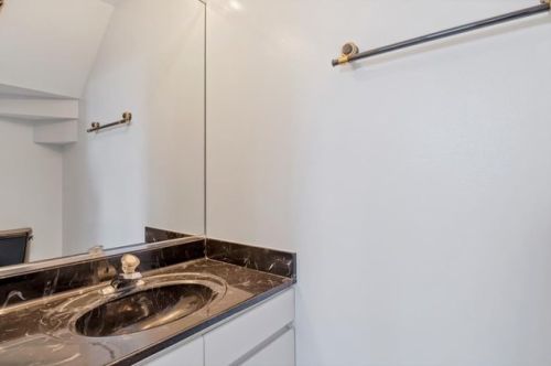 1433 Clark St, Chicago IL  60605-2706 exterior