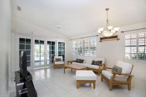 3167 Andorra Ct, Naples, FL 34109-1390