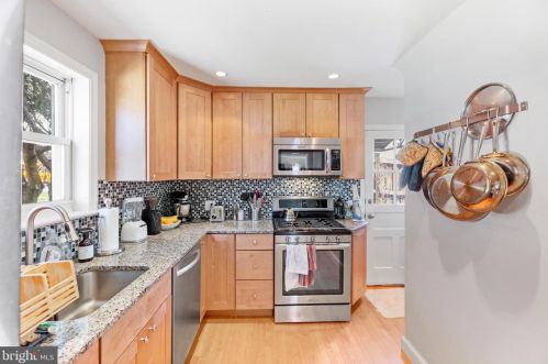 9905 Markham St, Silver Spring, MD 20901-2233