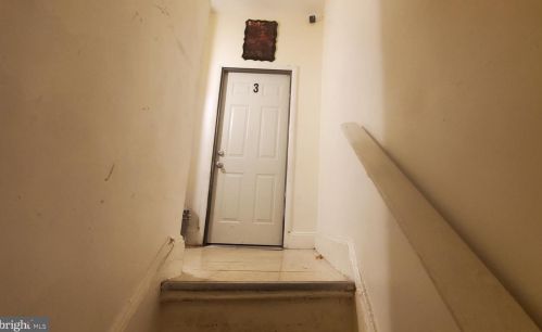 1518 6 St, Philadelphia PA 19147-6536 exterior