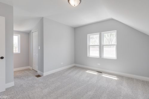 9925 Emerald Ave, Chicago IL  60628-1033 exterior