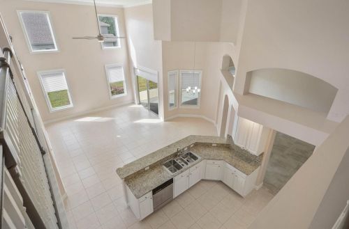 16346 Ashington Park Dr, Tampa FL 33647-2639 exterior