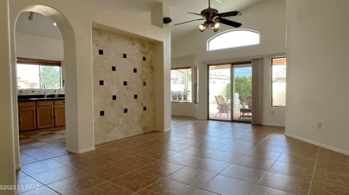 5756 Cortaro Crossing Dr, Tucson AZ  85742-8128 exterior