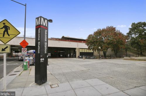 6409 Eastern Ave, Silver Spring MD  20912-4728 exterior