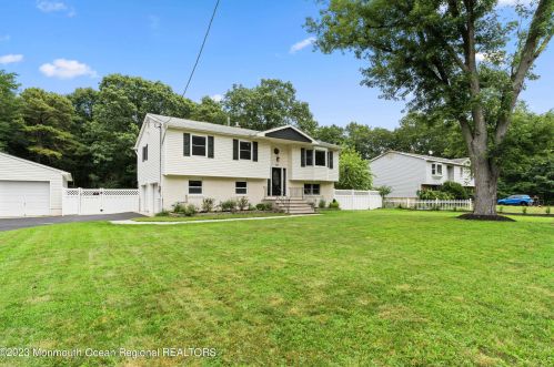 383 Chandler Rd, Jackson Twp, NJ 08527-4323