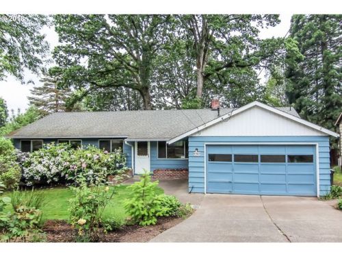 9305 70th Ave, Portland OR  97223-9214 exterior