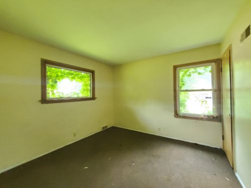 3276 45th St, Milwaukee WI  53219-4815 exterior