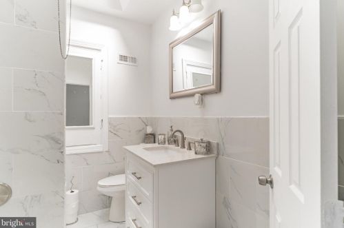 6225 Delancey St, Philadelphia PA 19143-1019 exterior