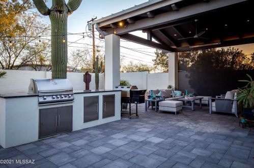 4130 4 St, Tucson AZ 85705-7808 exterior