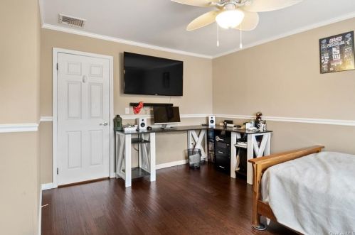 74 Leroy Ave, Valhalla NY 10595-1437 exterior