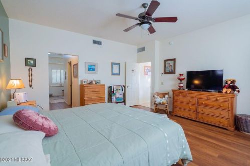 917 Placita Hermosura, Green Valley AZ 85614-4769 exterior