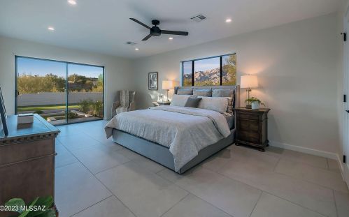 4917 Camino Arenosa, Tucson AZ  85718-6220 exterior