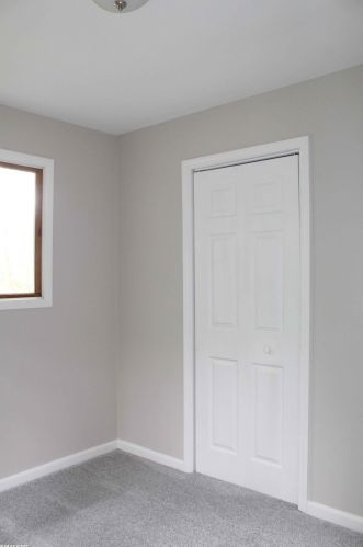 441 Maple Dr, Rochester MI 48363-1536 exterior