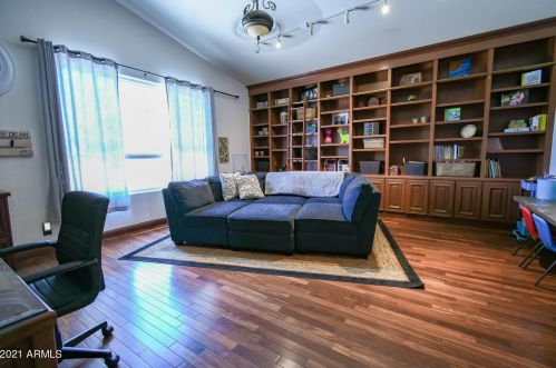 3151 Greythorne Way, Chandler AZ  85248-2152 exterior