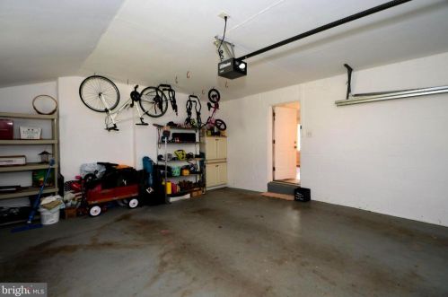 200 Timber Jump Ln, Media PA 19063-1131 exterior