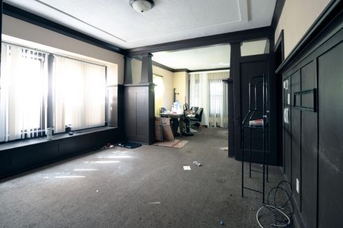 2320 44th St, Milwaukee, WI 53210-2937