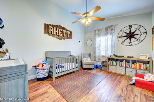 1520 Tropical Trl, Merritt Island FL 32952-5135 exterior