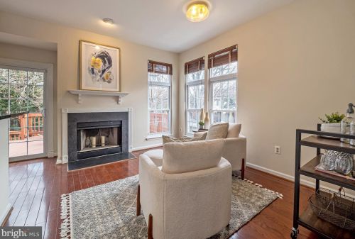 3801 Elbert Ave, Alexandria VA 22305-2058 exterior