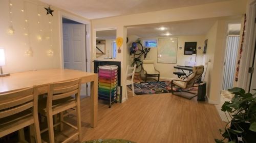 110 Farwell St, Newton MA 02460-1051 exterior