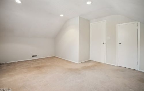 117 Stephenville Pkwy, Edison NJ 08820-2610 exterior