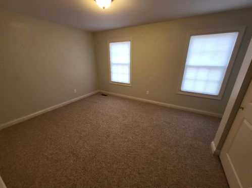 1 Crabapple Ct, Saint Louis MO 63132-3422 exterior