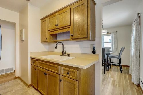 5323 Ohio Ave, Milwaukee WI  53219-4429 exterior