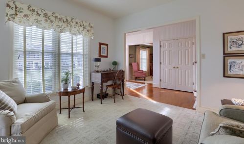 2933 Hearthside Ln, Lancaster PA 17601-1457 exterior