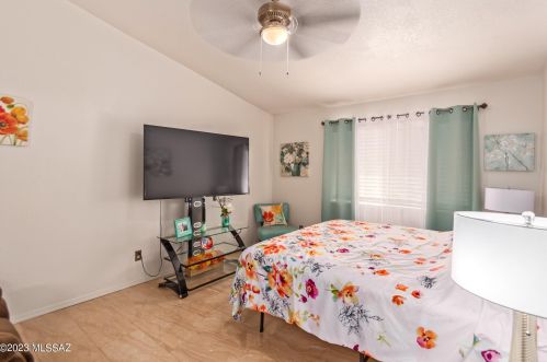 7313 Camino De La Tierra, Tucson AZ  85746-8300 exterior