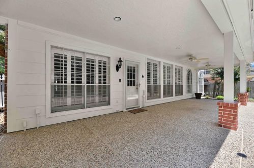 1810 Mountain Aspen Ln, Humble TX 77345-1942 exterior