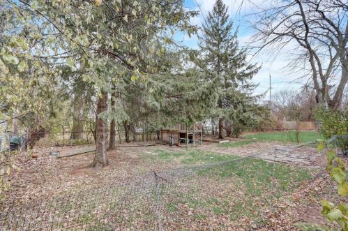 5946 40th St, Milwaukee WI  53209-3923 exterior