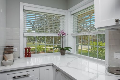 860 Linden Ave, Elmhurst IL 60126-5312 exterior