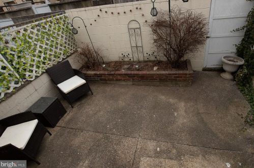 2241 18 St, Philadelphia PA 19132-4314 exterior