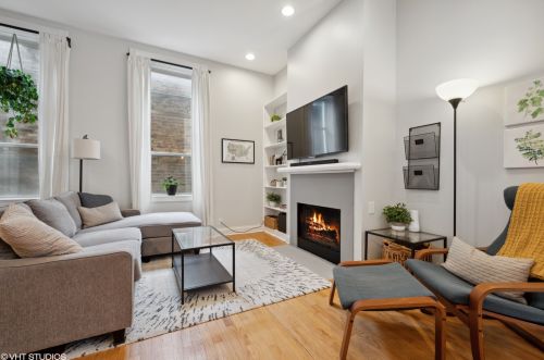 1532 Paulina St, Chicago, IL 60622-2143