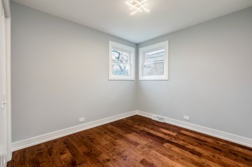 4824 Lawler Ave, Chicago IL 60638-5728 exterior