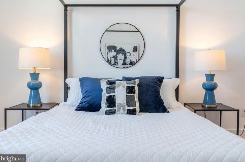 2218 Emerald St, Philadelphia PA 19134-2505 exterior