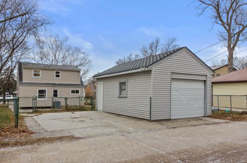 3816 51, Milwaukee WI 53220-2022 exterior