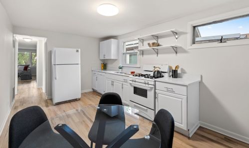 464 Artesian Ave, Chicago IL 60629-1210 exterior