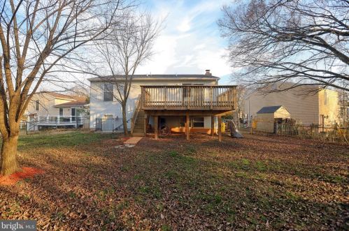 366 Beaghan Dr, Glen Burnie MD 21060-8238 exterior