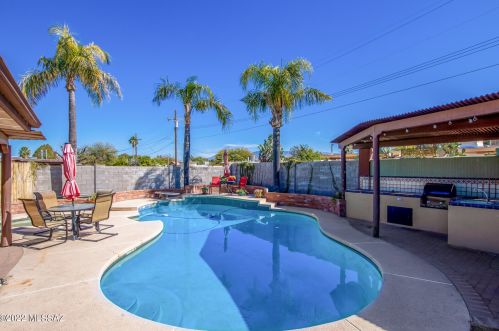 8532 Cuin Pl, Tucson AZ 85710-5939 exterior