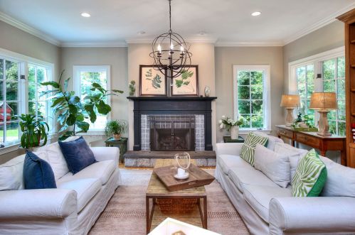 19 Long Lots Rd, Westport CT 06880-3846 exterior