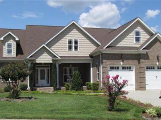 6671 Ridge Run Ct, Clemmons, NC 27012-9648