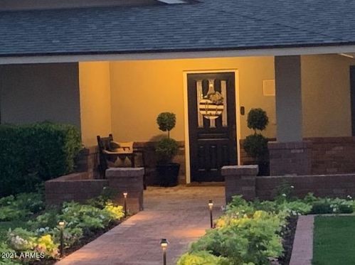 8332 10th Ave, Phoenix AZ  85021-5511 exterior