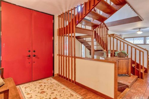 39 Alden Rd, Poughkeepsie, NY 12603-4019