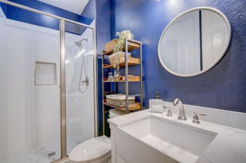 11513 Firethorn Ct, Austin TX 78732-2231 exterior