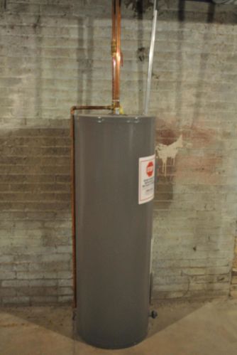 2607 Palmer St, Milwaukee WI 53212-2833 exterior