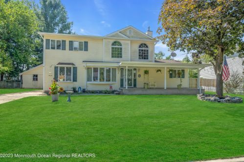 3 Laurelton Ave, Jackson Twp, NJ 08527-2411