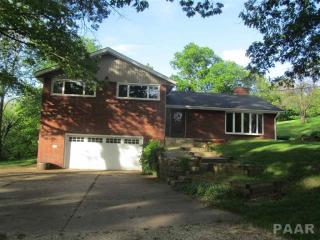 2715 Sheridan Rd, Pekin, IL 61554-2642